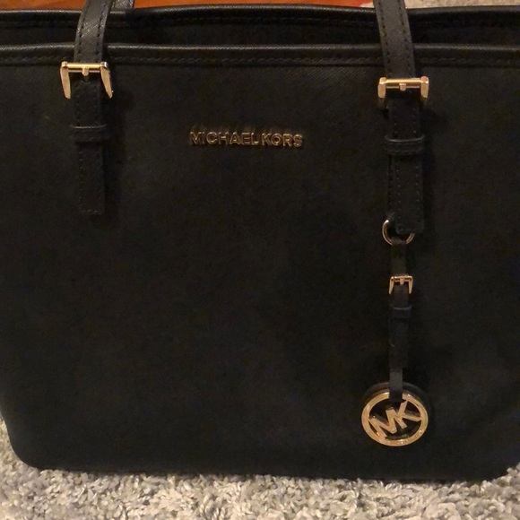 (SOLD) Michael Kors purse - Picture 2 of 5